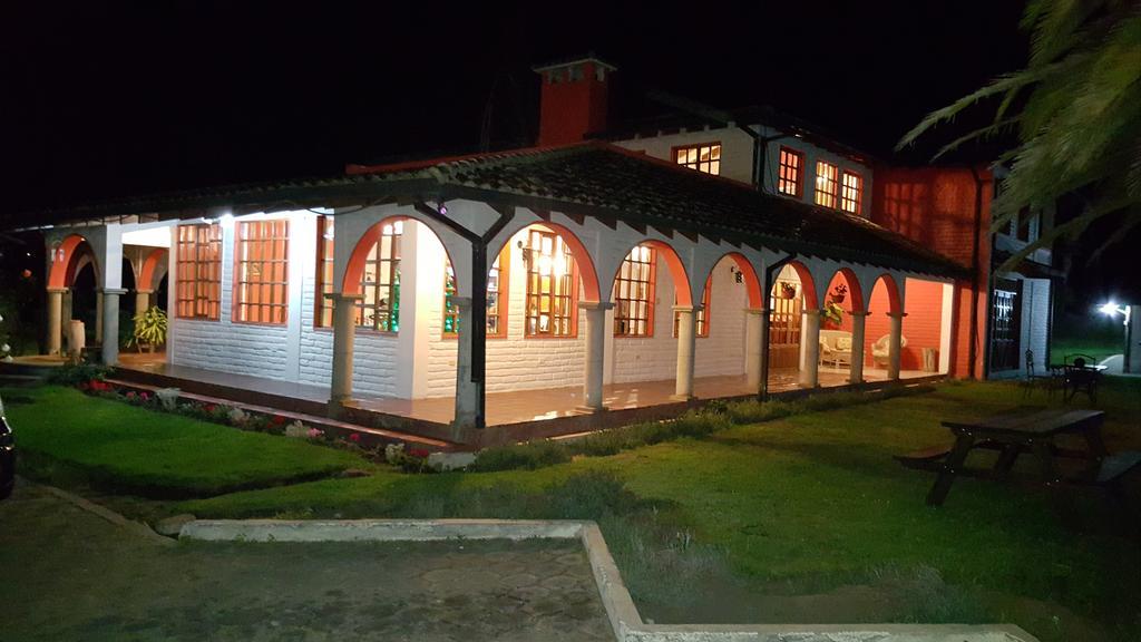 Hosteria San Carlos Tababela Buitenkant foto