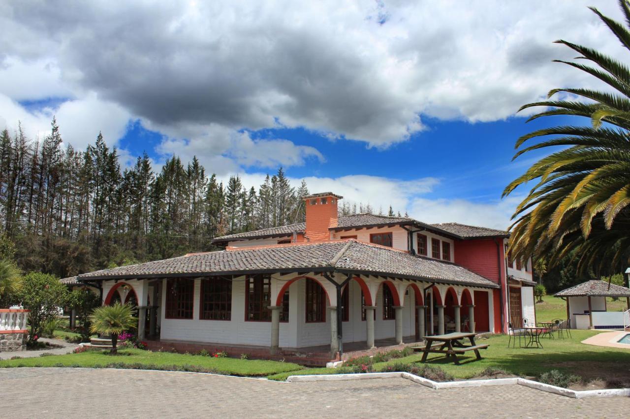 Hosteria San Carlos Tababela Buitenkant foto